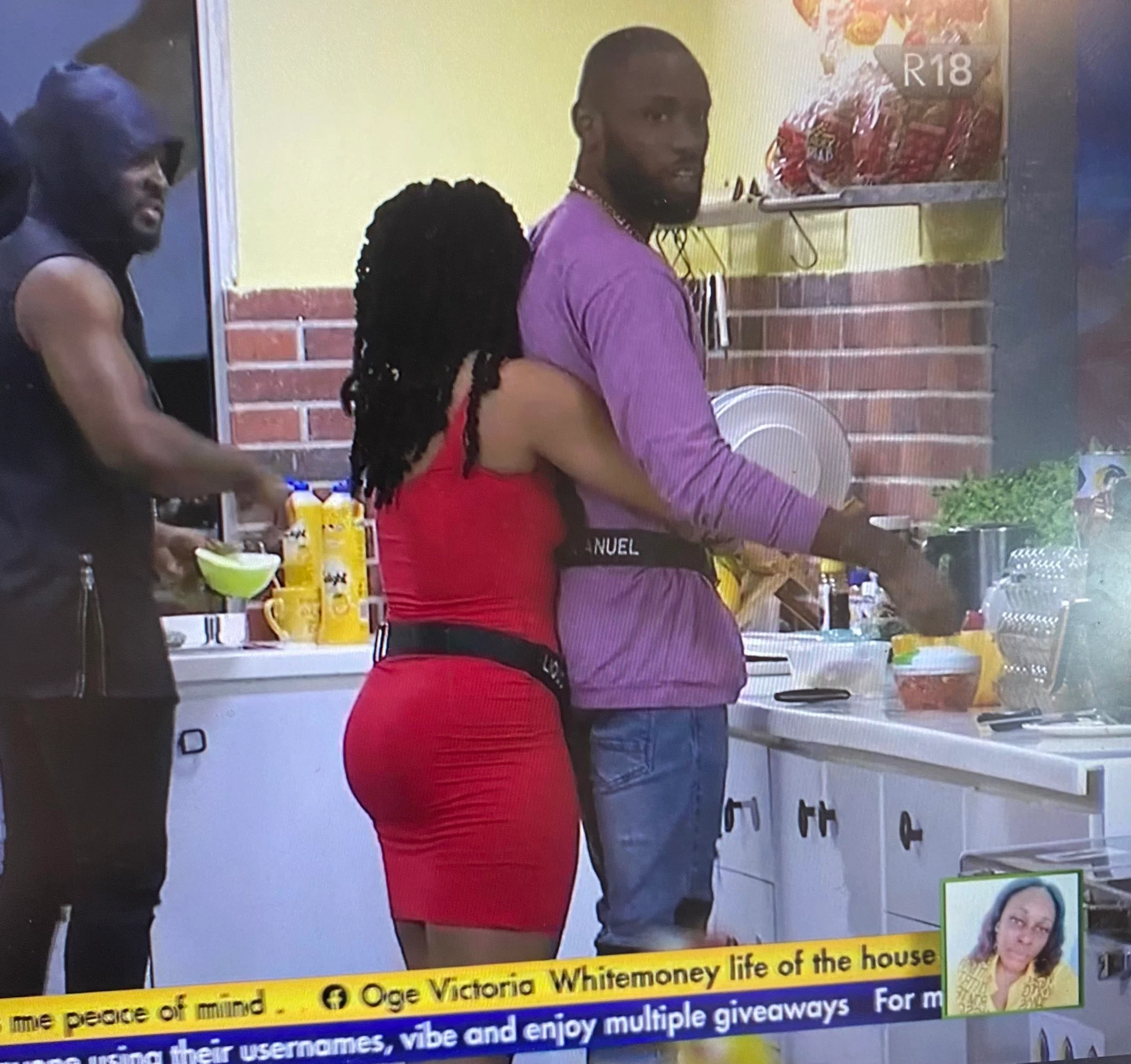 BBNaija: These Liquorose and Emmanuel's romantic pictures are all you need to see today