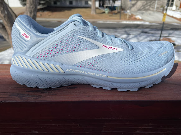 Road Trail Run: Brooks Adrenaline GTS 22 Review: Run Trainer and