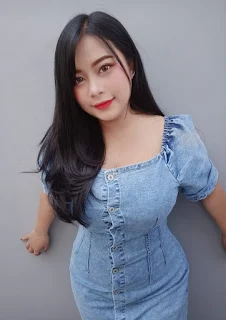 Cewek Cantik Montok Putih Mulus