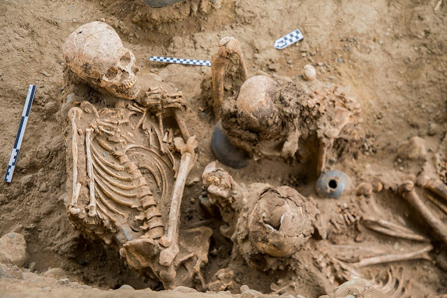 Archaeologists find pre-Columbian mass grave in Peru