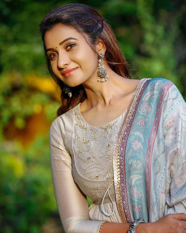 Priya Bhavani Shankar Instagram Picuki