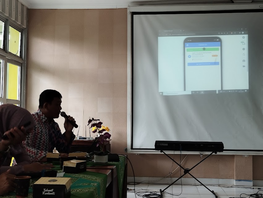 TKJ SMK N 8 Semarang Kembangkan Aplikasi E-Presensi untuk Guru dan Pegawai Non-ASN di SMK N 8 Semarang