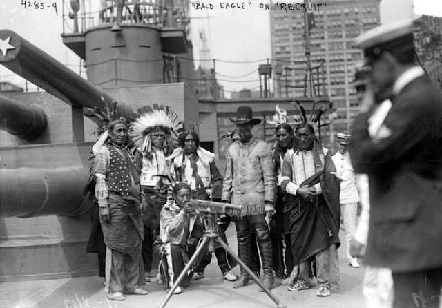 Fotografías del buque acorazado USS Recruit en Manhattan (1917-1920)