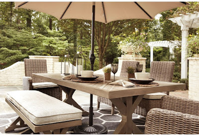 outdoor dining set with umbrella