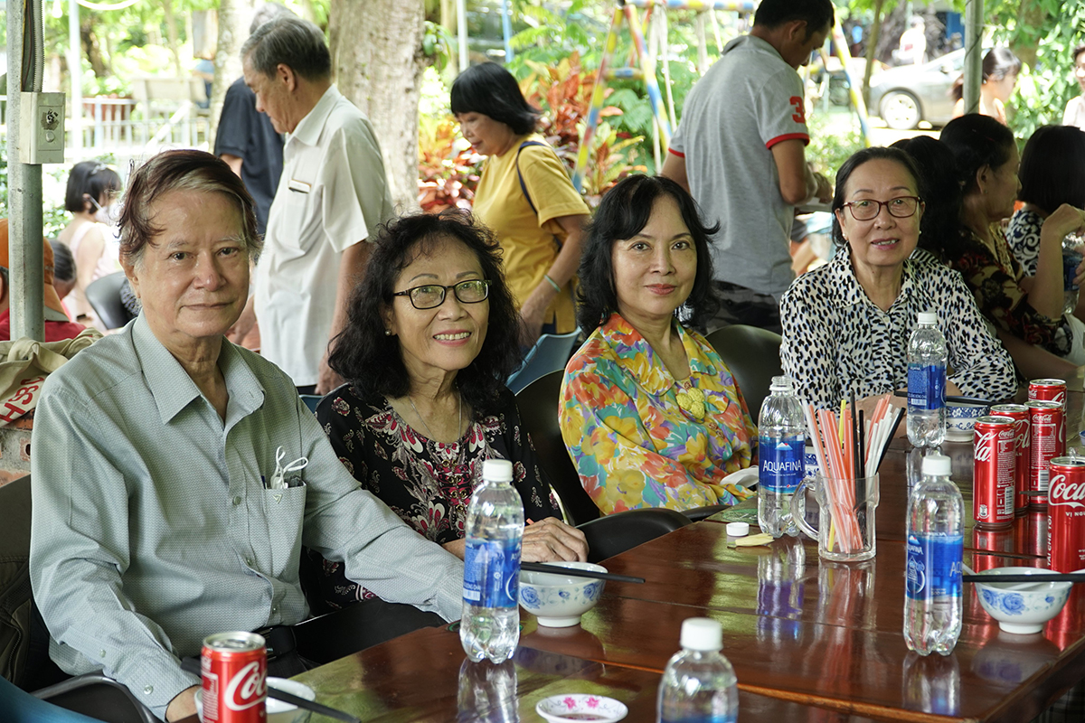 2022 May 22 Photos và video bổ túc buổi họp mặt