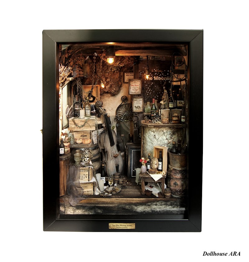 Old wine Pub storage- Dollhouse Miniature 1/12