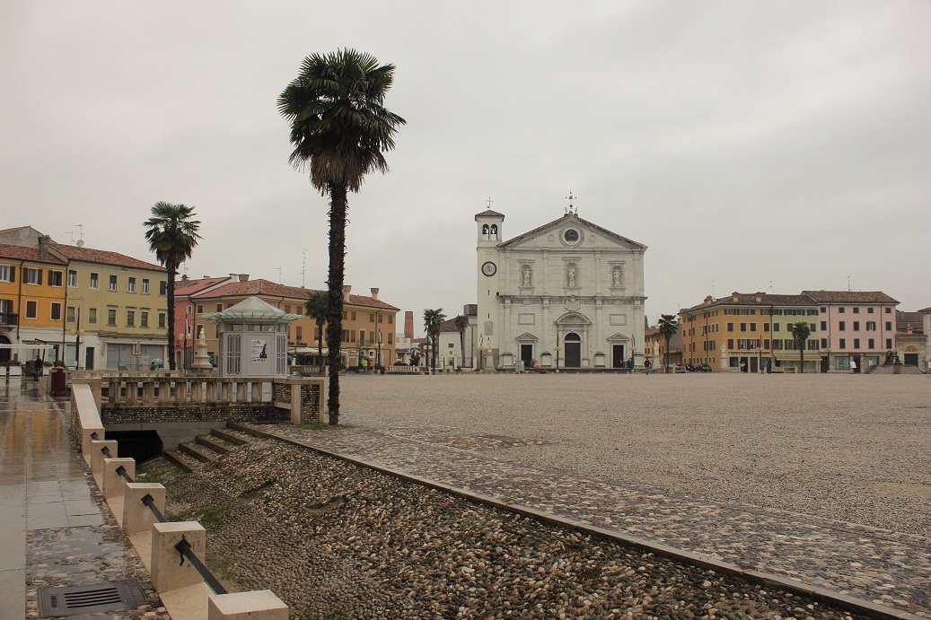 centrální náměstí v italském městě Palmanova