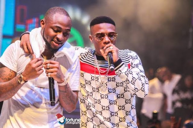 Wizkid And Davido Finally Make Peace After Longtime Beef, Goes Clubbing (Watch Video)