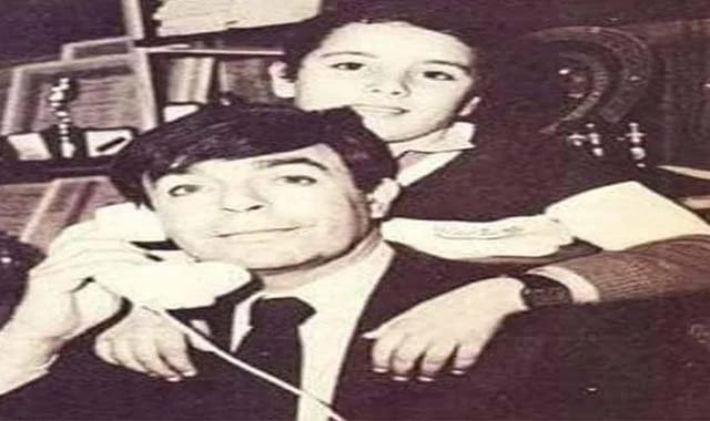 قام الرئيس بمنعه من الظهور بسبب راقصة زواج سري بحياتة ساند الفنانين في أزماتهم  الفنان سمير صبري