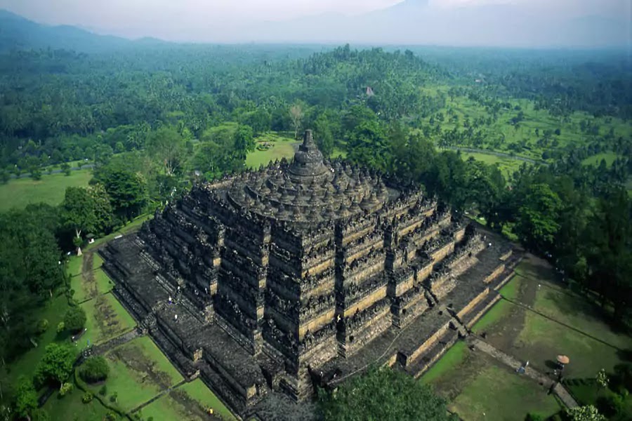 Candi Borobudur, Magelang