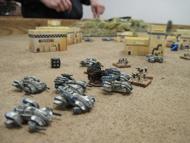 Andy's Hammerheads shooting up Rob's Marines.