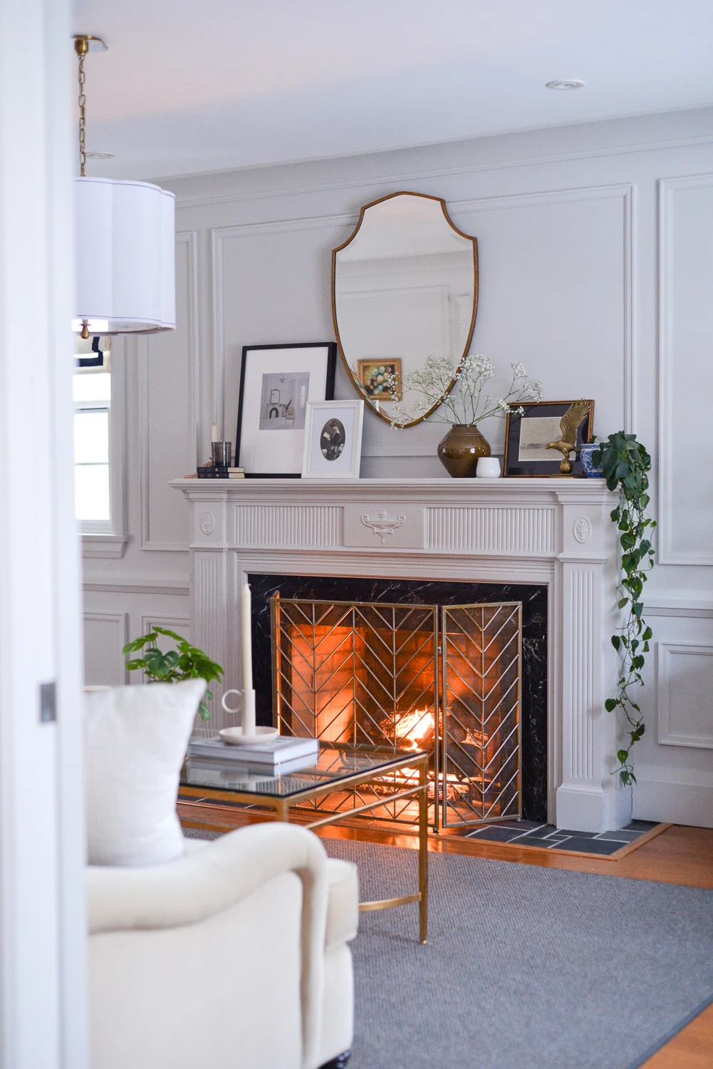 Easy Spring Mantel Decorating Ideas - Rambling Renovators