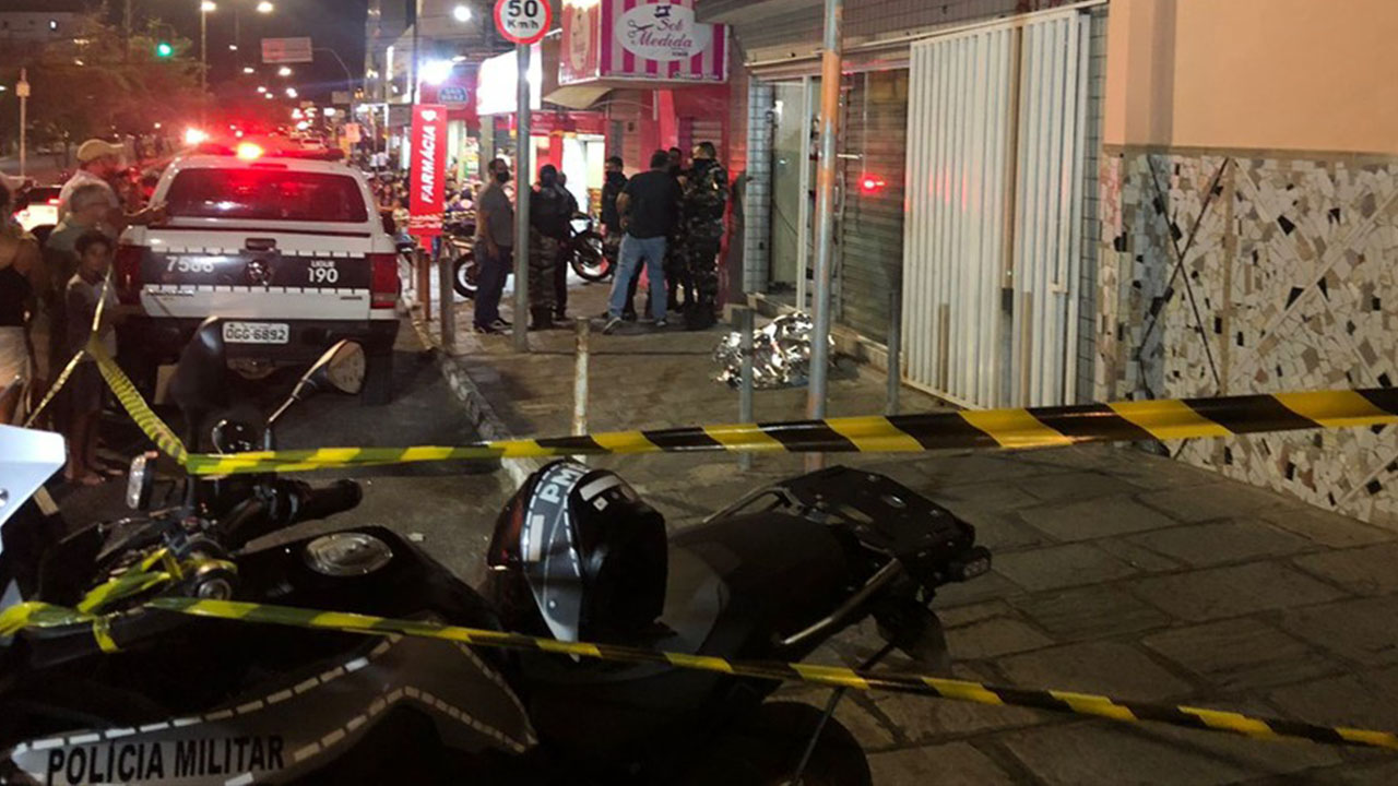 Dona de loja reage a assalto em Campina Grande, atira e mata um dos suspeitos