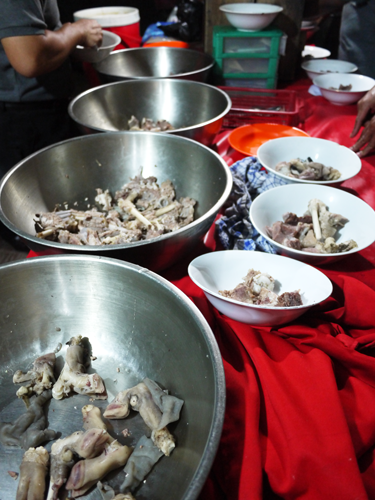 Suka Senang Sop Kaki Kambing Pak Kumis Pekanbaru