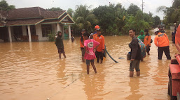 Hujan Deras, Ratusan Rumah di Desa Clering Kabupaten Jepara Terendam Banjir