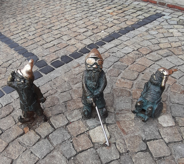 Polônia - uma Europa diferente - gnomos de Wroclaw