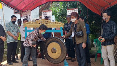 Kampung Literasi Adat Kasepuhan Neglasari Gelar Seren Tahun