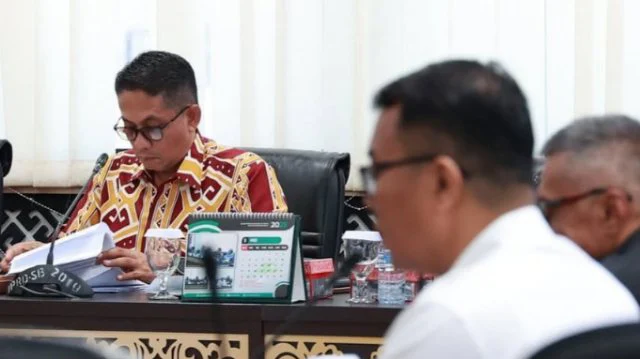 Wakil Ketua DPRD Sumbar Evi Yandri Pimpin Rapat Kerja Banggar DPRD Bersama Komisi: Bahas Pertanggungjawaban APBD 2024