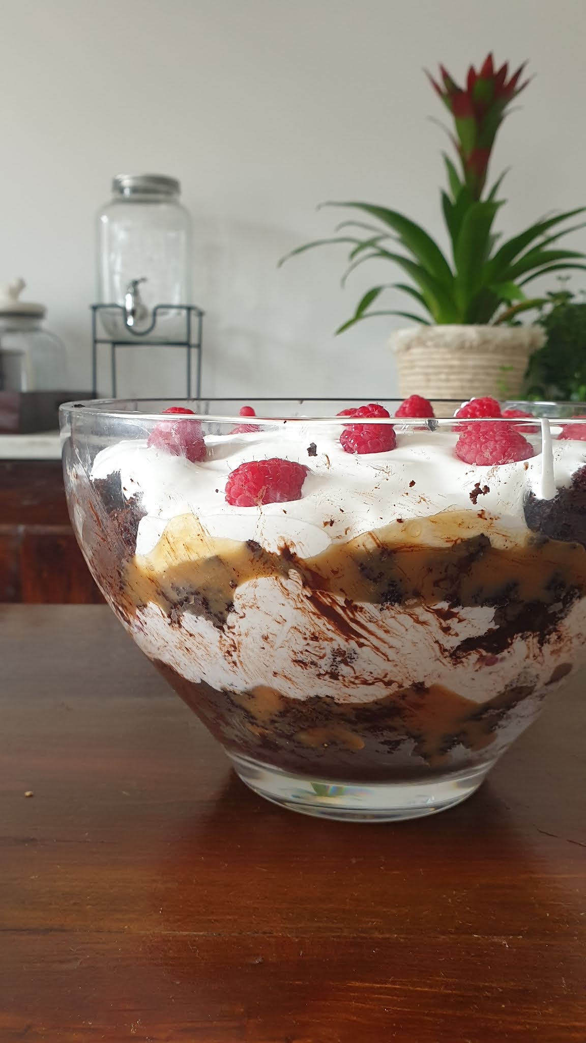 Triffle de Bolo de Chocolate e Caramelo Salgado (Aproveitamento)