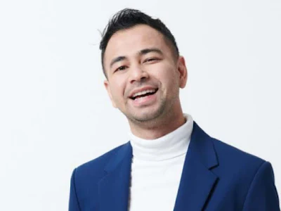 Memalukan, Sekelas Raffi Ahmad Peroleh Gelar Doktor Abal-abal