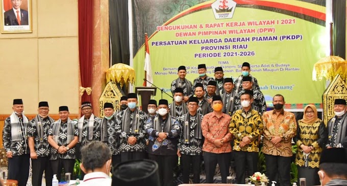 Kompak Dua Kepala Daerah Piaman Hadiri Pengukuhan dan Rakerwil DPW PKDP Riau