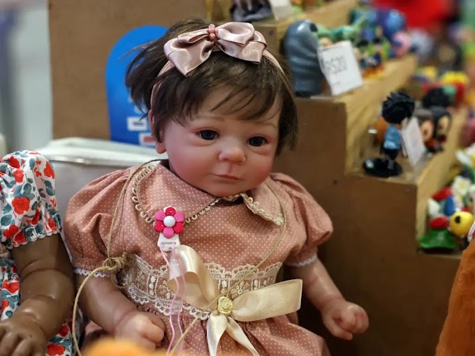 Qual o limite da CLT? Pedido de licença de dona de “bebê reborn” levanta questionamento sobre demandas pessoais atípicas