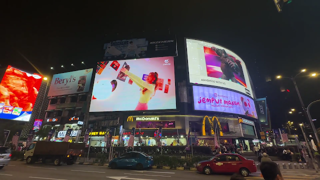 Chevin Ad Bukit Bintang Street Above McDonald's Digital Screen Advertising Malaysia Bintang Walk Jalan Sultan Ismail Digital Out of Home Advertising