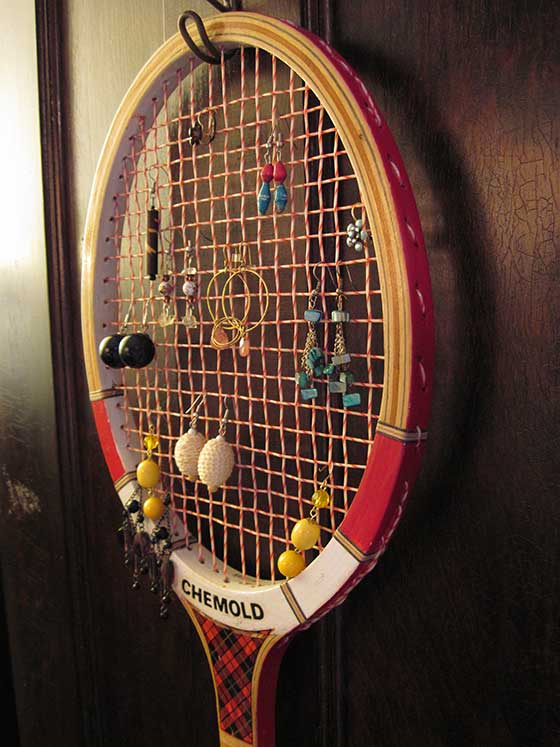 Earring holder DIY tennis racket