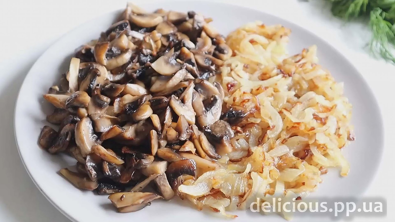 Фото приготовления рецепта: «Быстрый и вкусный Ужин с грибами - Грибной пирог (шампиньоны рецепты)» - шаг №7