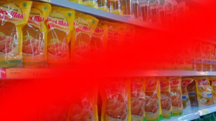Gegera Harga Minyak Goreng Turun,  EMak-EMak Serbu Mini Market di Waykanan