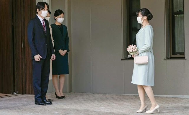 Princess Mako and Kei Komuro got married in a private ceremony. Crown Prince Akishino, Crown Princess Kiko and Princess Kako