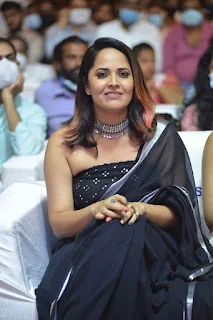 Anasuya Bharadwaj at Khiladi Movie Pre Release Event