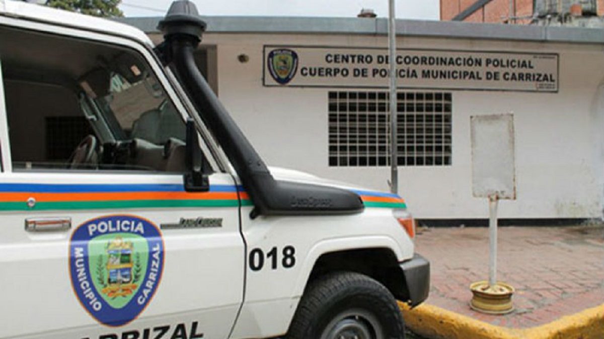 Venezuela: Investigan a 10 policías en Miranda