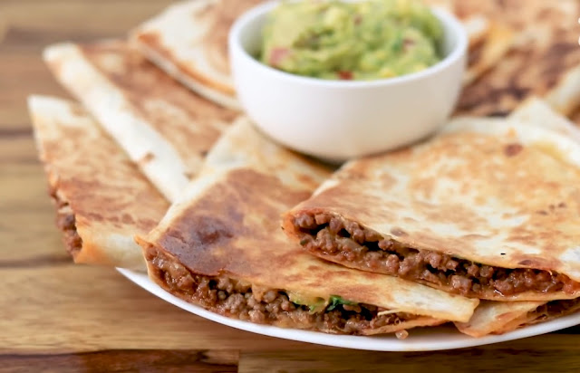 How to make beef quesadillas