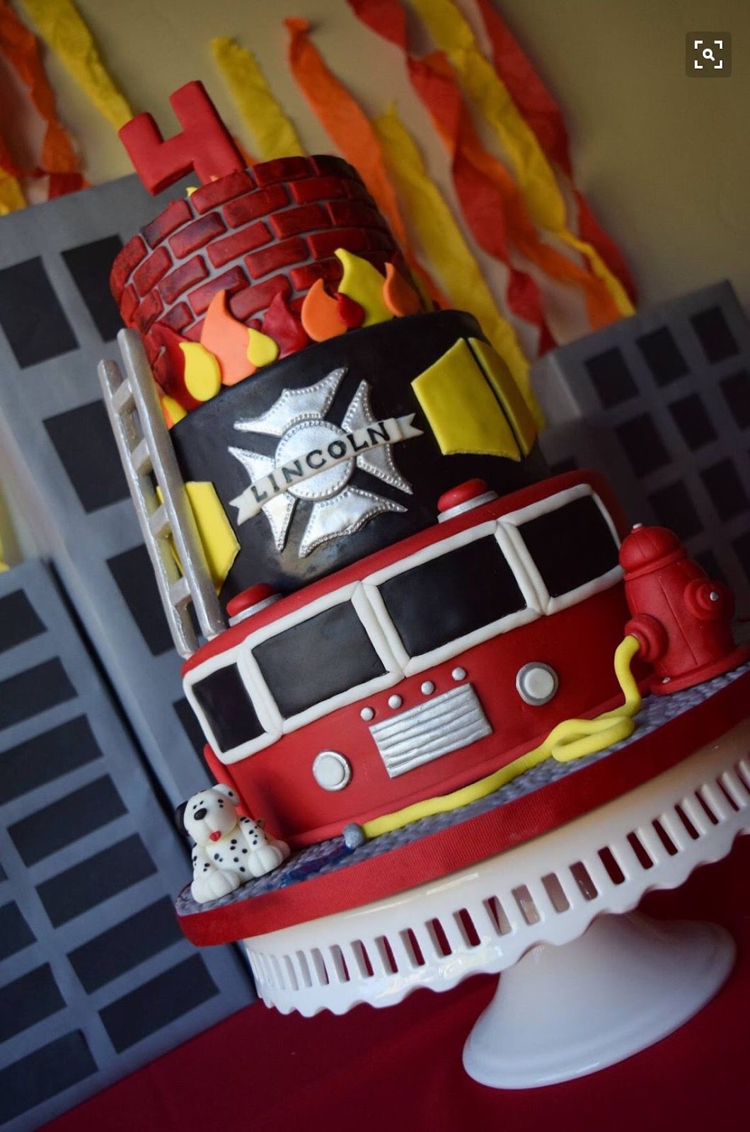 firetruck birthday cakes