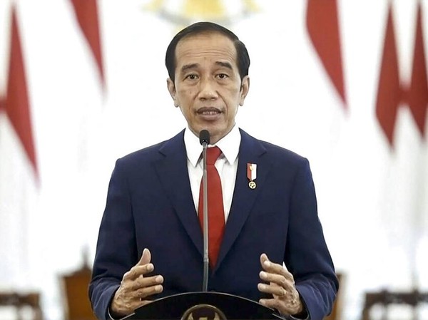 Perlukah Jokowi Khawatir 'Matahari Kembar' Jika Pemilu 2024 Digelar 15 Mei? 