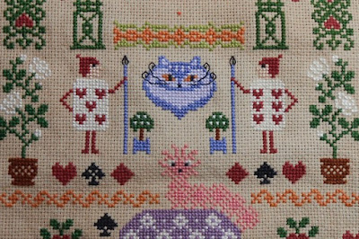 OwlForest Embroidery: Alice in Wonderland SAL part18-2