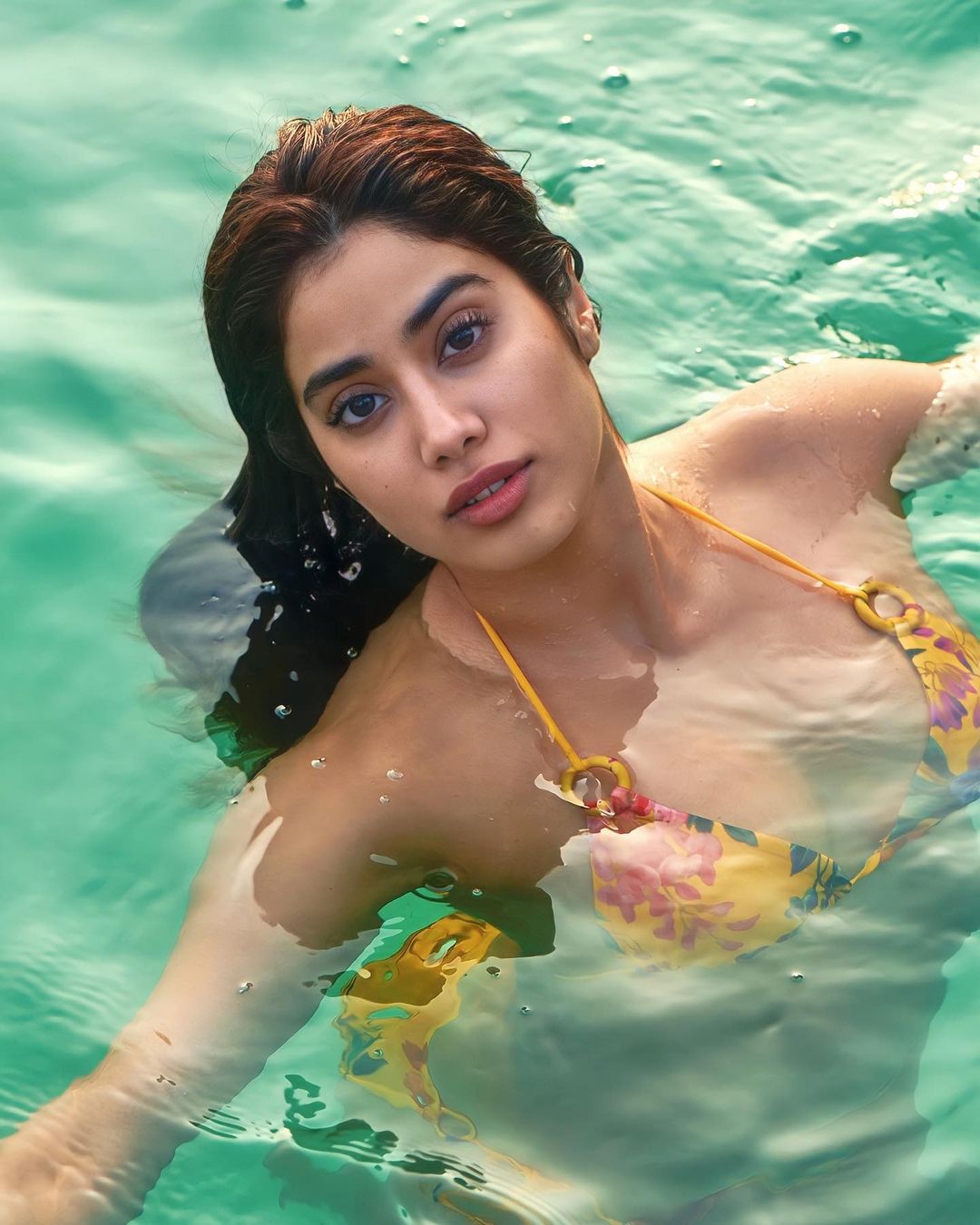 Janhvi kapoor pic