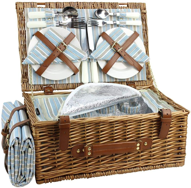 picnic basket for four