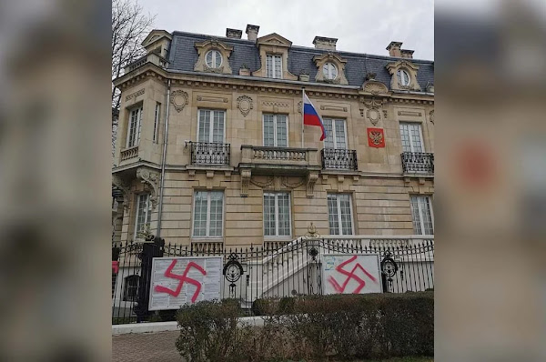 [VIDEO 🔴] Strasbourg : Des croix gammées taguées sur le consulat de Russie, un homme arrêté et un policier blessé