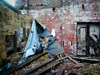 <img src="edenwood mill.jpeg" alt="derelict mill near edenfield lancashire">