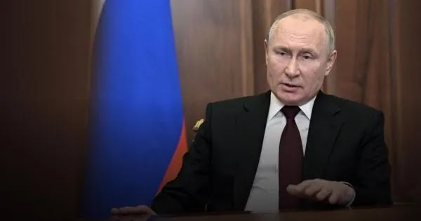 Κρεμλίνο: «Η Δύση συμπεριφέρεται σαν κακοποιός και επιδίδεται σε «ληστεία» της Ρωσίας- Θα λάβει την ανάλογη απάντηση»