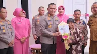 Sambut Hari Bhayangkara ke-79, Kapolres Subang Serahkan Kunci Bedah Rumah Warga Desa Gempol