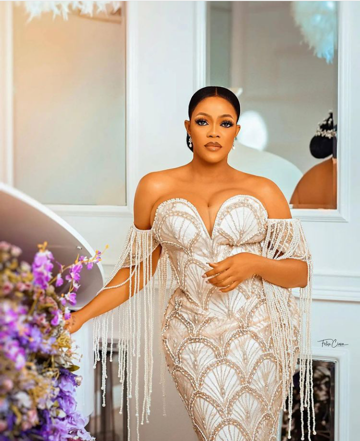 Actress Eve Esin looks super gorgeous in new photos as she celebrates her 40th birthday (See pictures)