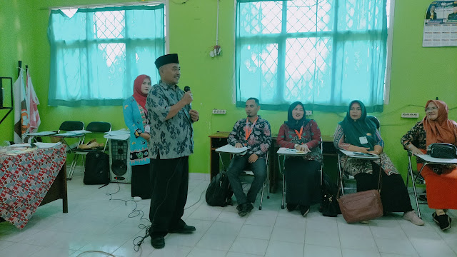 Berbagi Cerita