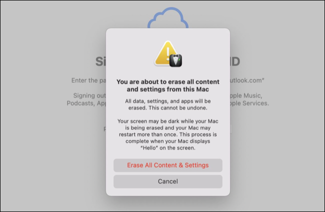 قم بتأكيد "محو كل المحتوى والإعدادات" لإعادة تثبيت macOS