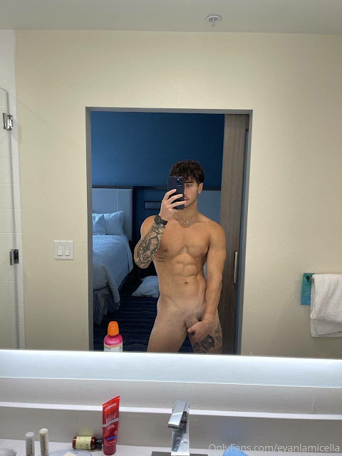 Evan_Lamicella_OnlyFans