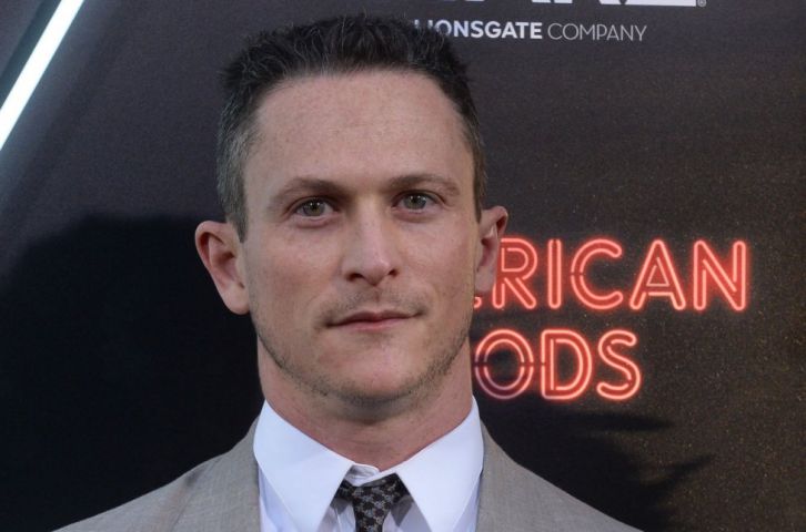 Echoes - Jonathan Tucker To Co-Star