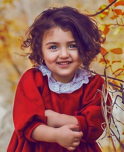 Cute Baby Girl Anahita Hashemzade Whatsapp Dp images || Anahita Profile Pic