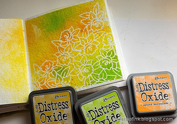 Layers of ink - Daffodils Art Journal Page Tutorial by Anna-Karin Evaldsson.